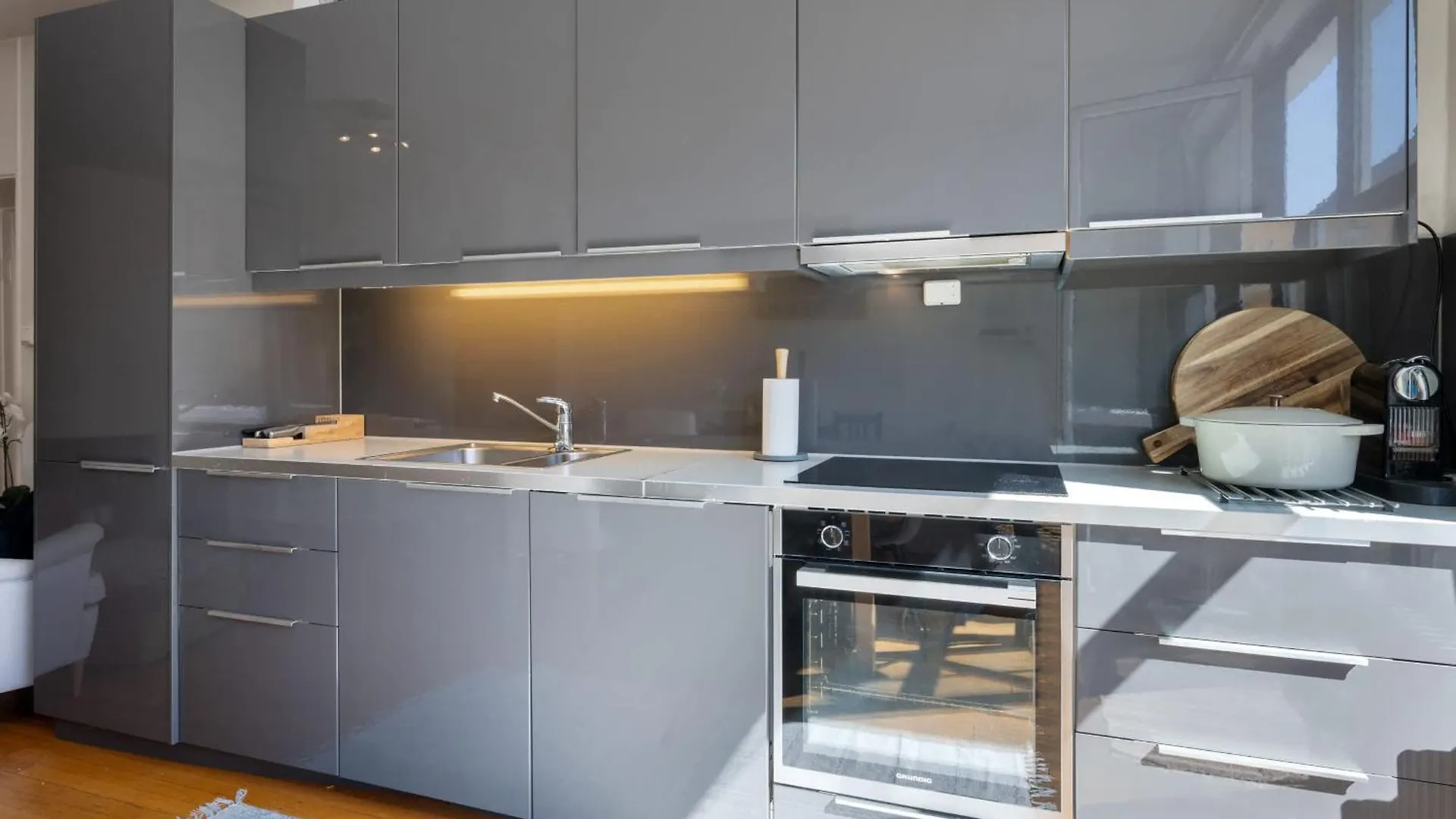 Spacious Top-Floor Apartment With View And Private Balcony Bergen Norwegia